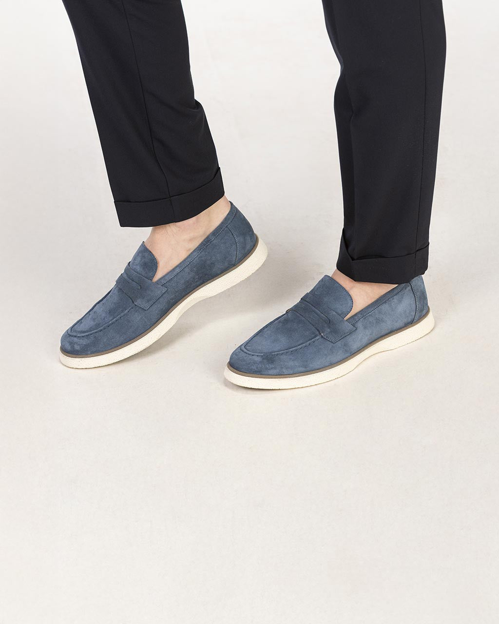 USNJENI MOŠKI MOKASINI 6039