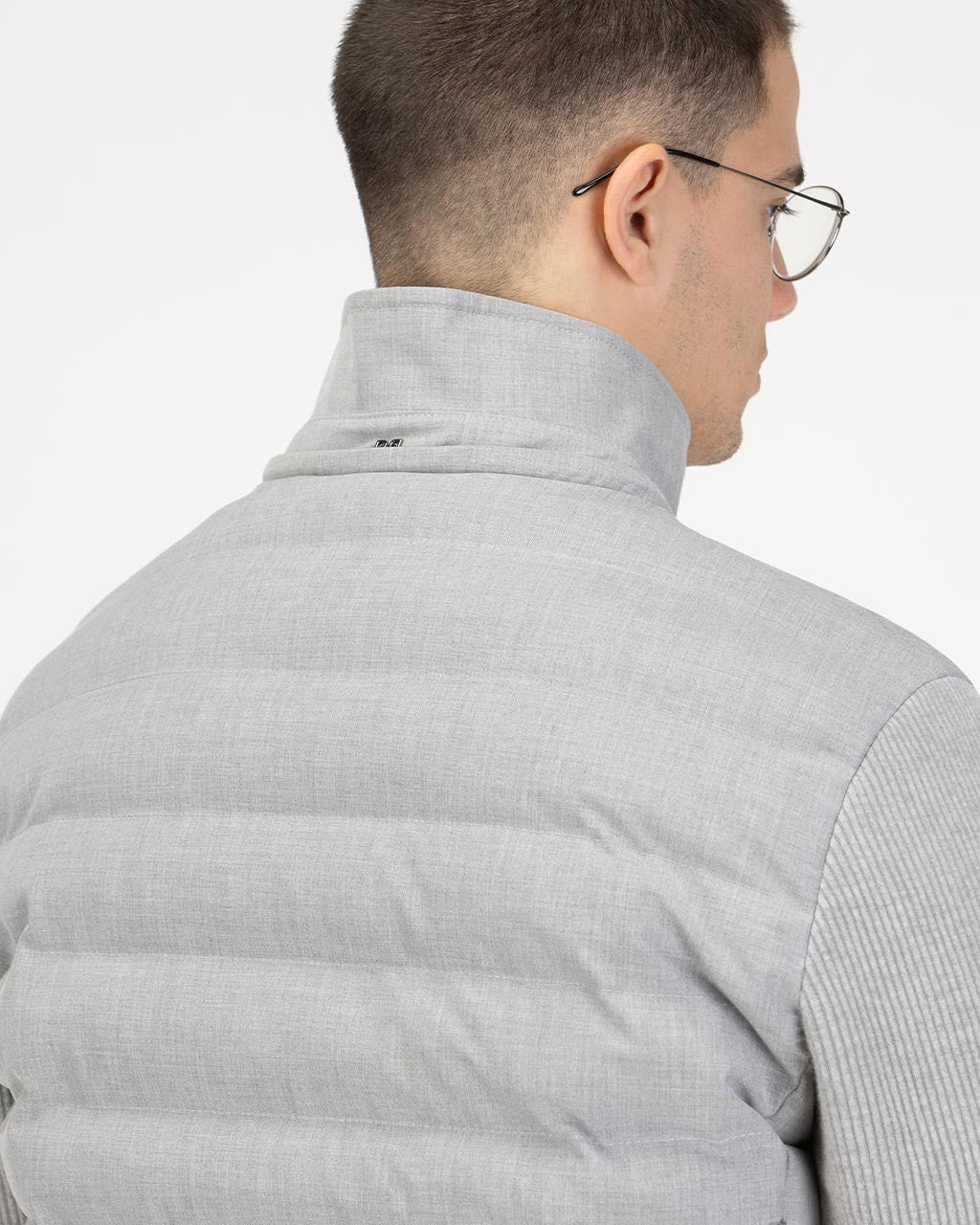 MOŠKA PREŠITA JAKNA S KAPUCO 10-451