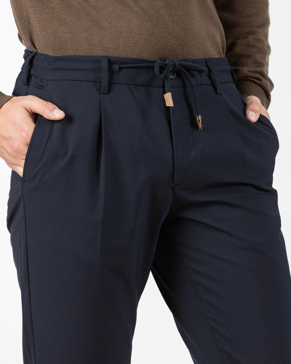 LAHKE MOŠKE HLAČE Z VEZALKO 3005