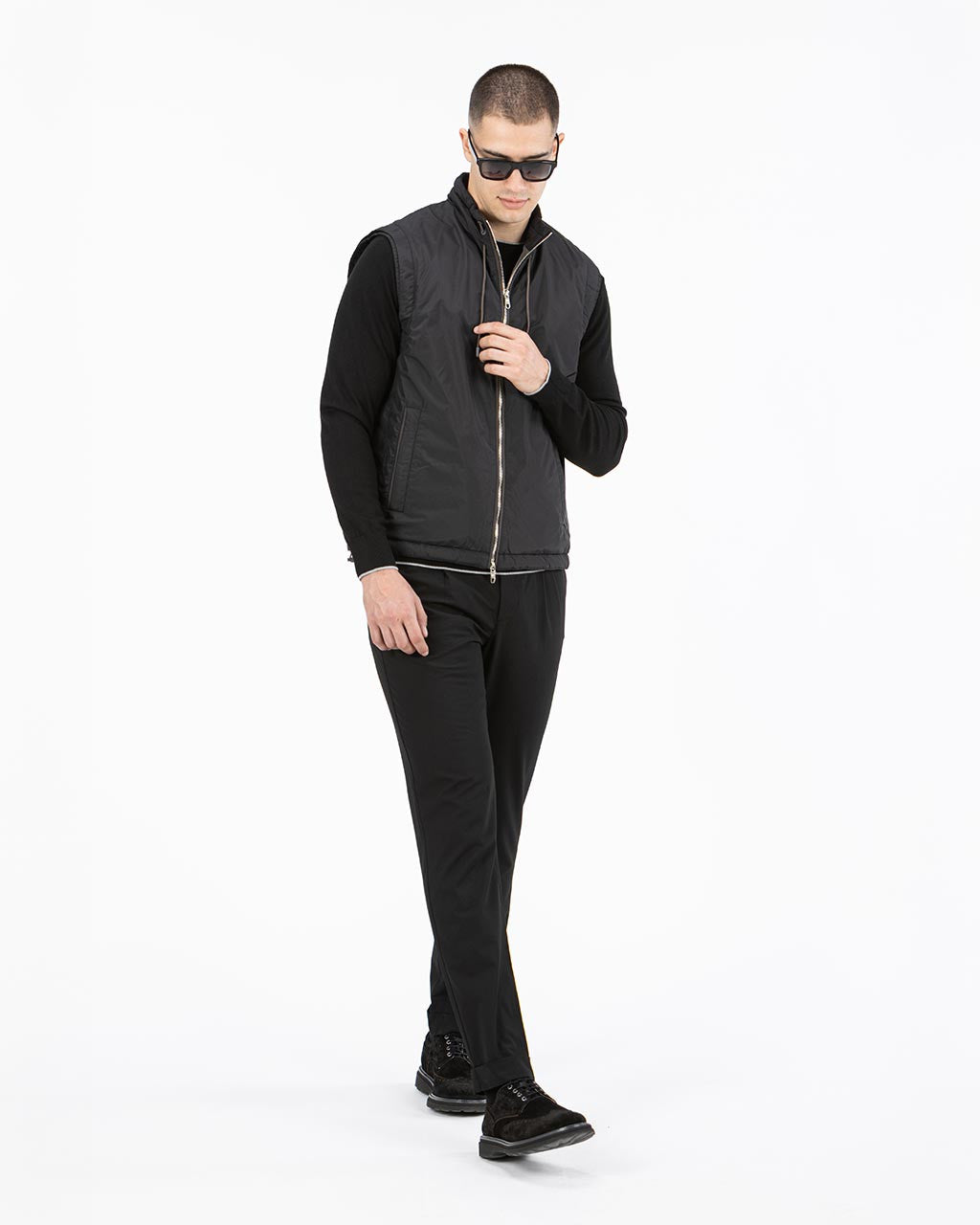 MOŠKI BREZROKAVNIK Z ZADRGO 49-42