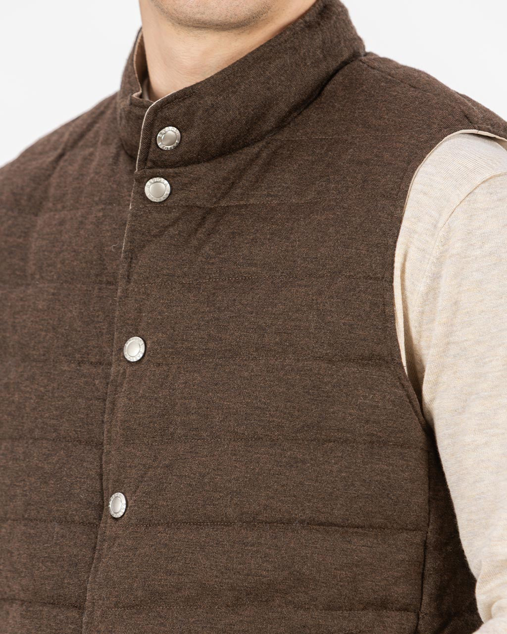 OBOJESTRANSKI MOŠKI BREZROKAVNIK Z GUMBI 50-31