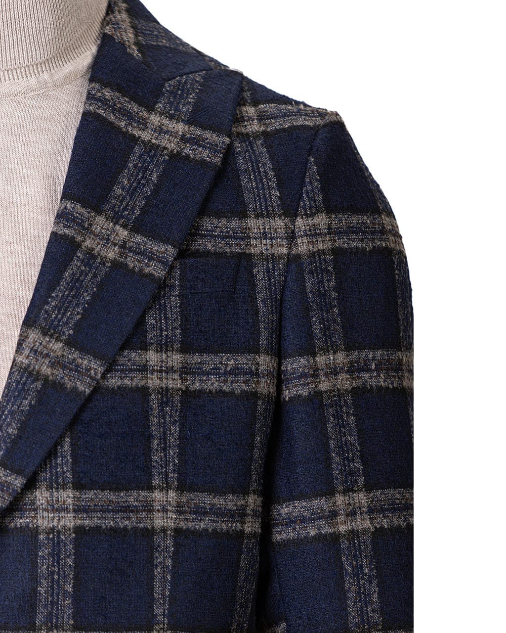 SUKNJIČ IZ MEŠANICE VOLNE Z VZORCEM 911